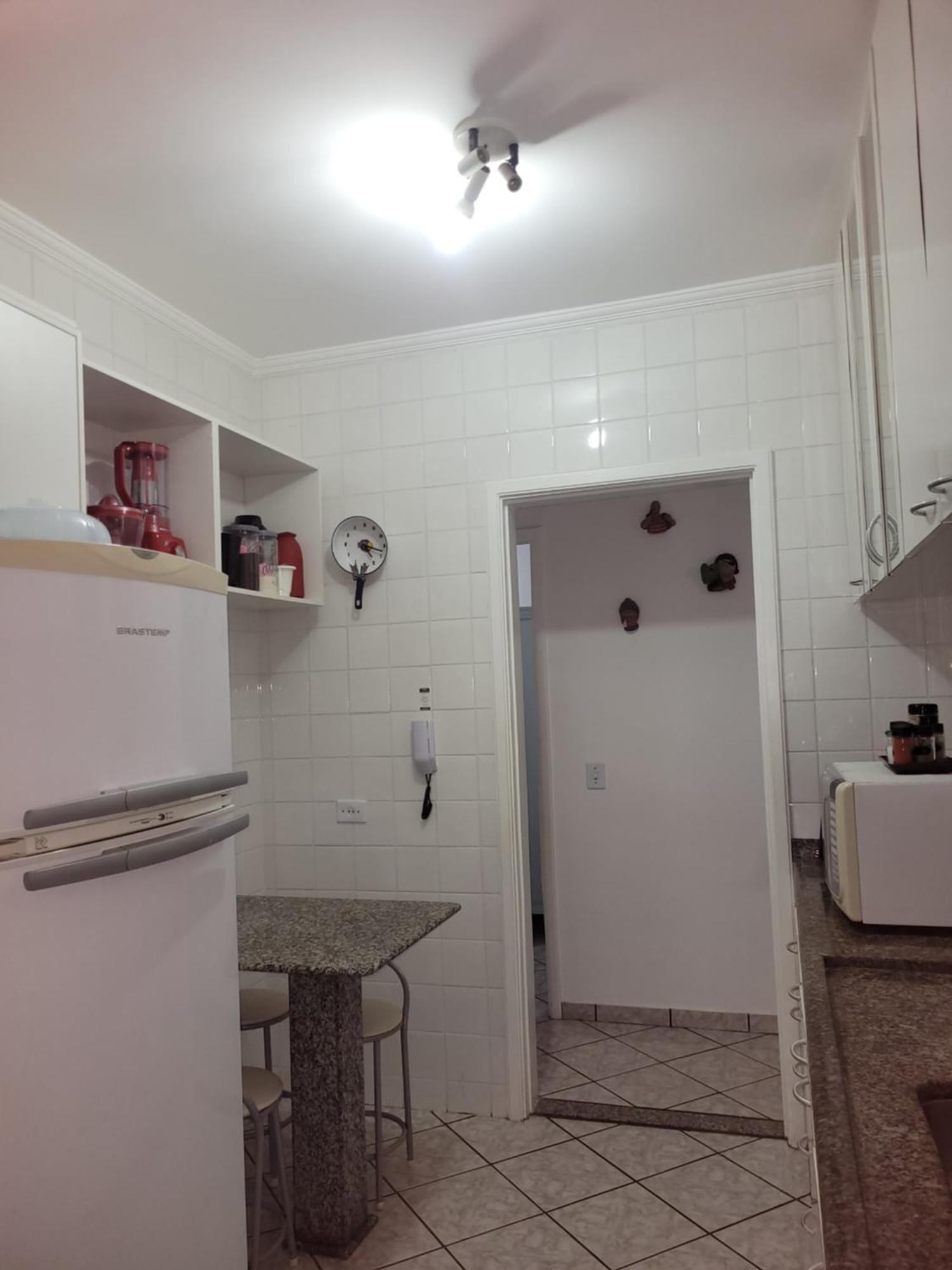 Praia Enseada - Apto 03 Quartos - 02 Vagas Na Garagem - Com Elevador - 550M Da Areia กัวรูจา ภายนอก รูปภาพ